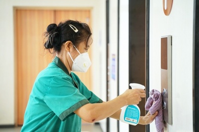 青春擔當，筑起抗疫防線 95后冠寓運營官以專業消毒服務閃耀光芒